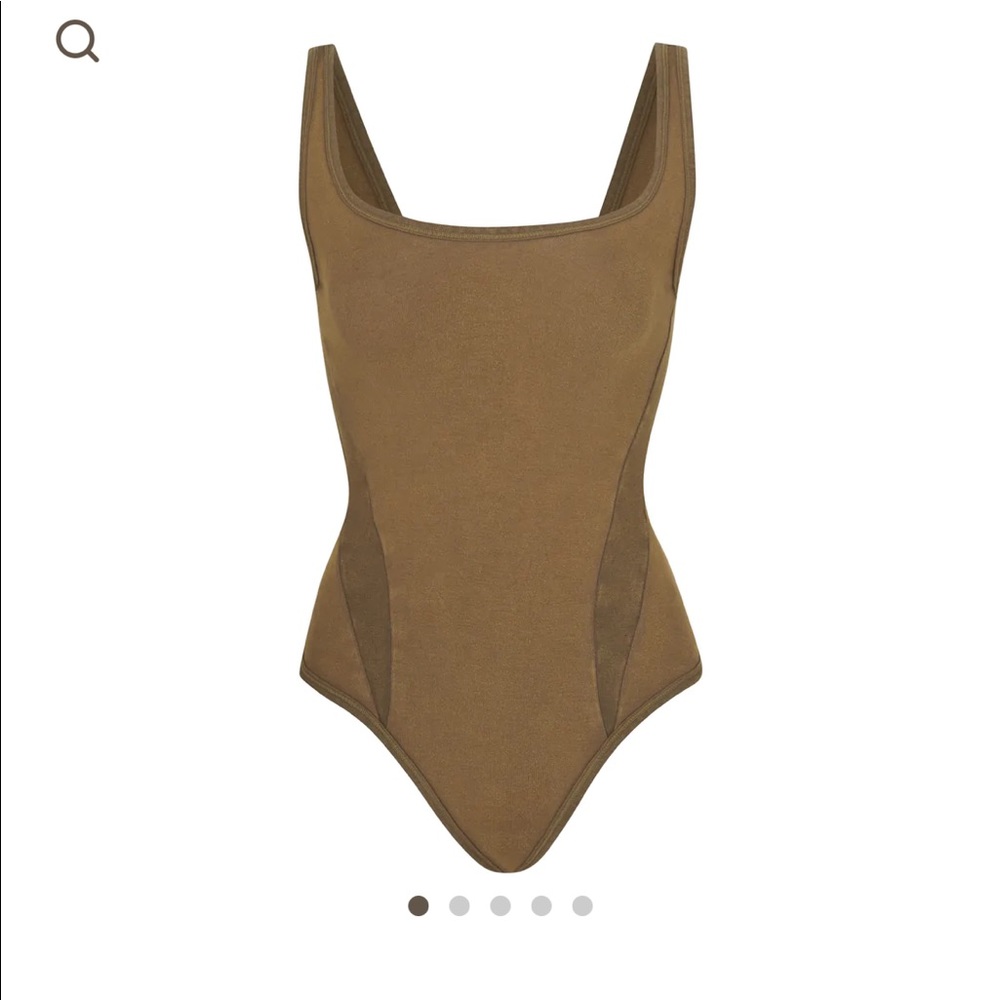 SKIMS BODYSUIT SEPIA